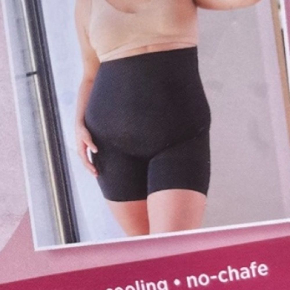 NWT Jockey generation Core Body Smoothing High Waist Mid-Thigh Short Seamless